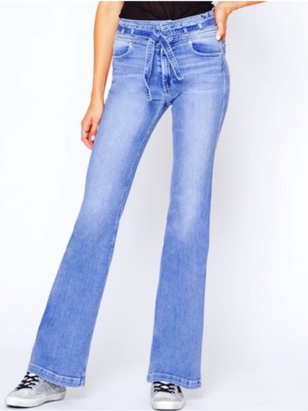 Black Orchid Los Angeles Olivia High Rise Wide Leg Jeans in Keeper.  30 X 28